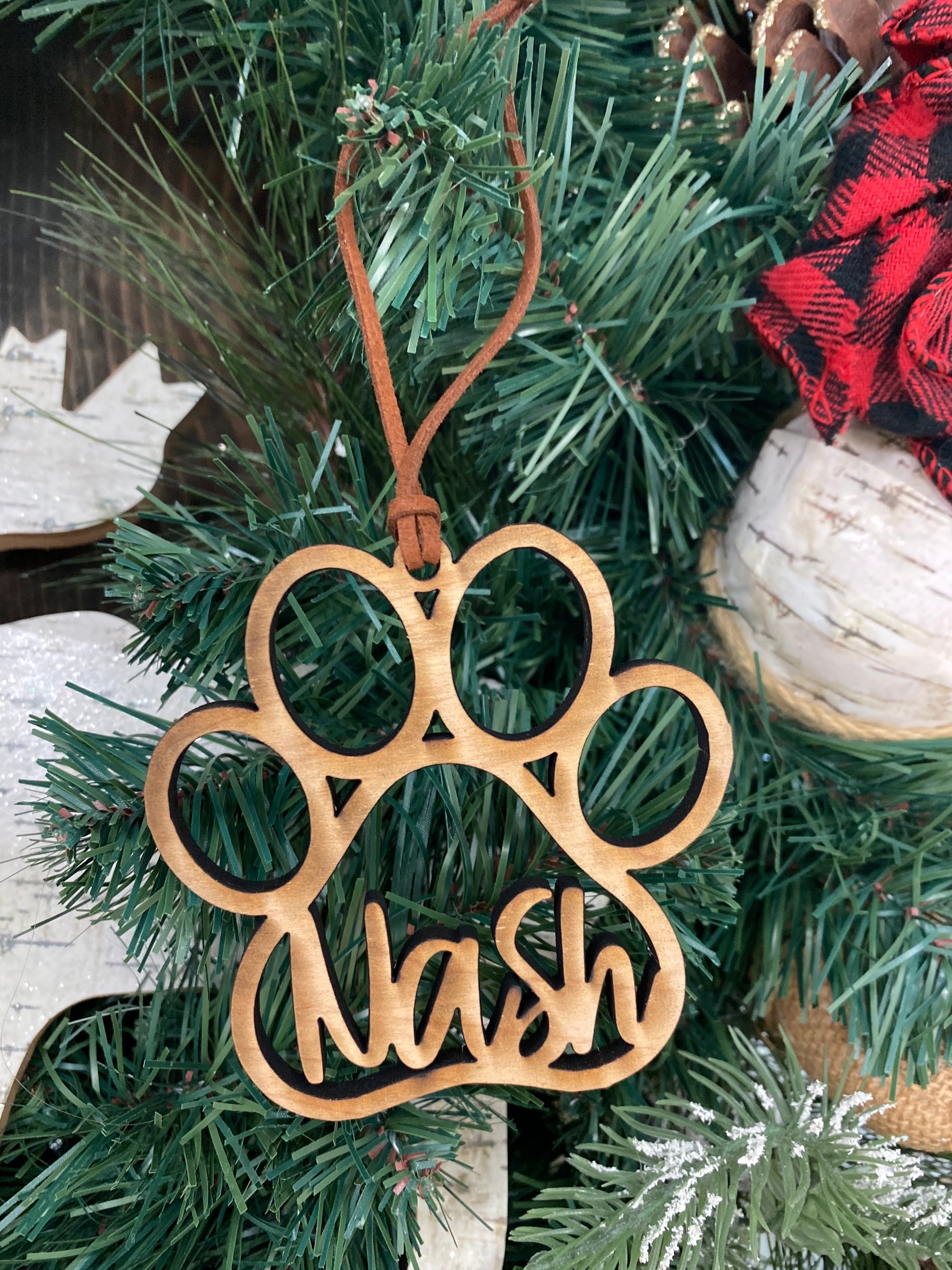 Custom Dog Name Wood Paw Ornament- Single Name