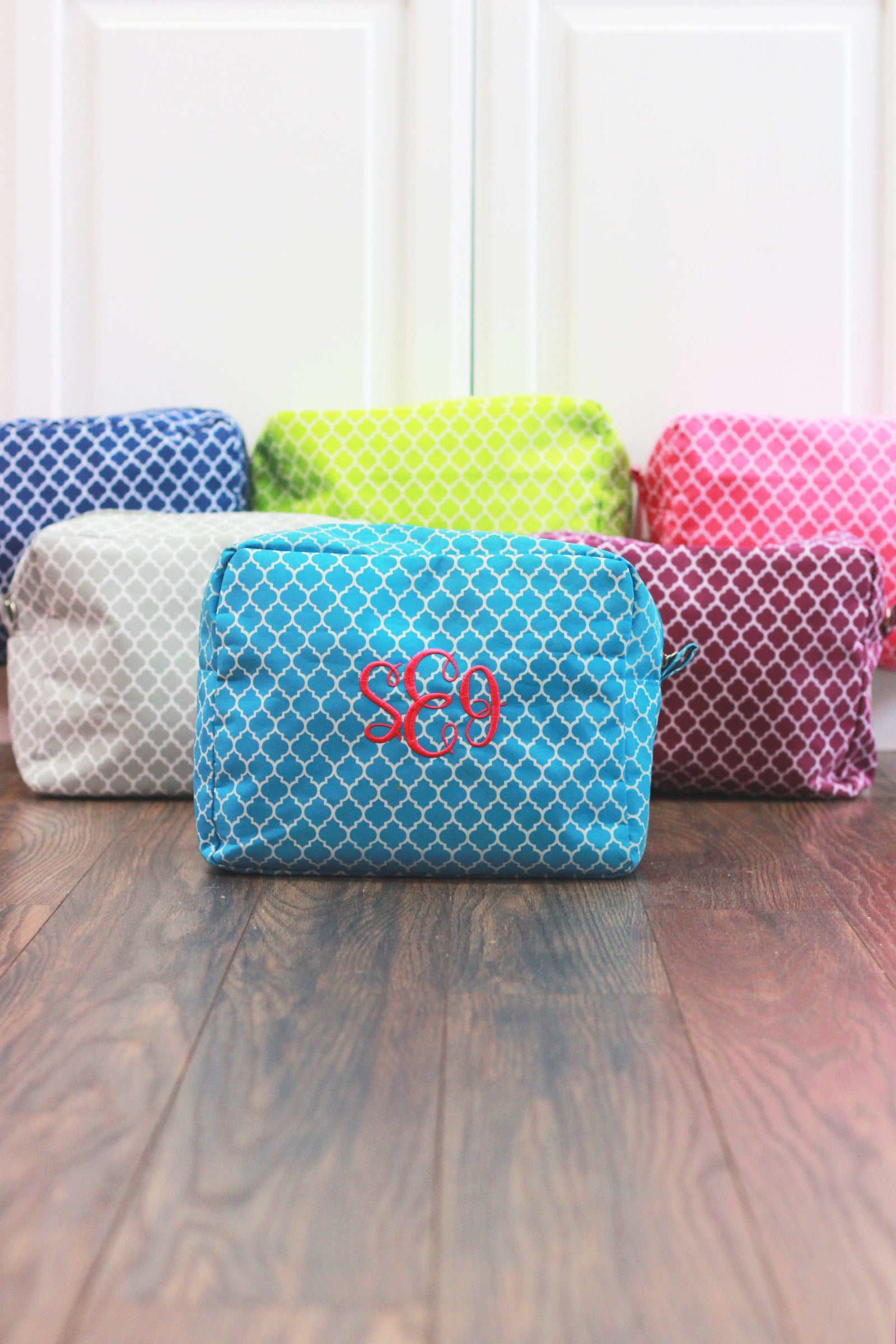 Large Quatrefoil Cosmetic Bag, , Sunny and Southern, - Sunny and Southern,