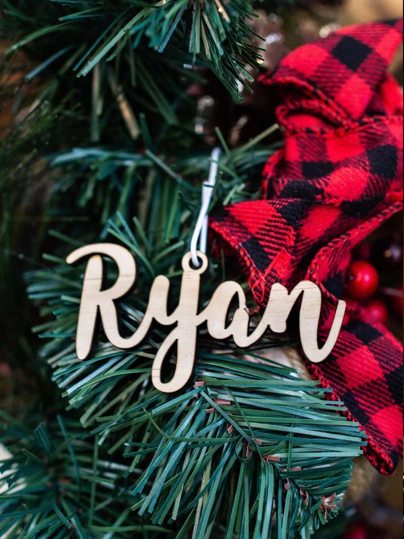 Custom Wood Name Ornament - Ryan Font