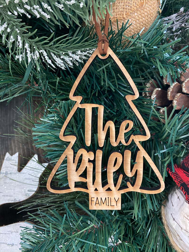 Custom Name Wood Christmas Tree Ornament - Family Name